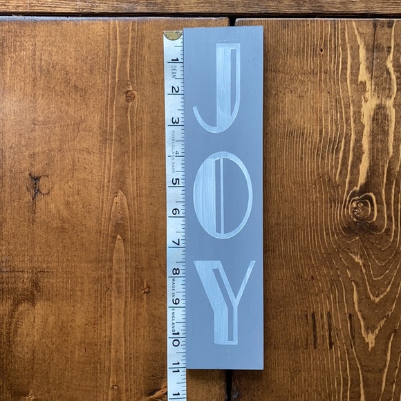 Handmade Joy Sign - Picture 4 of 4